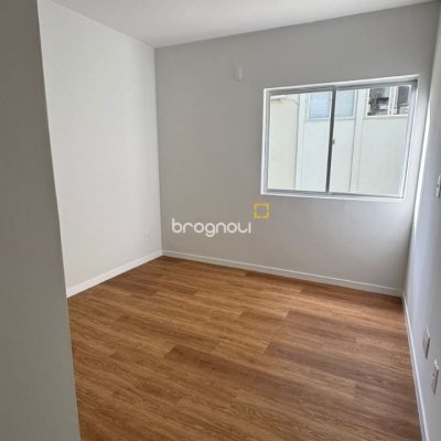 Apartamento com 71m², 2 quartos, 1 garagem, no bairro Córrego Grande em Florianópolis