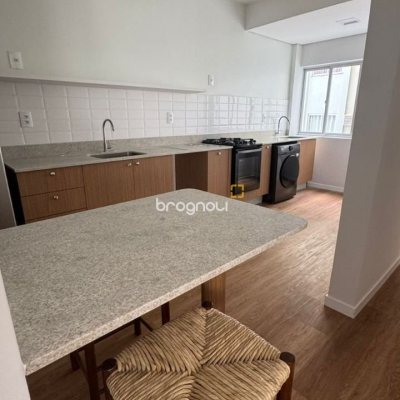 Apartamento com 71m², 2 quartos, 1 garagem, no bairro Córrego Grande em Florianópolis