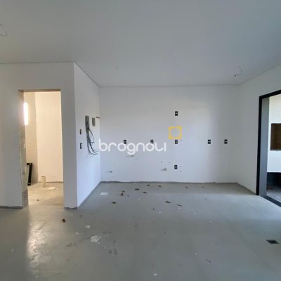 Apartamento com 59m², 1 quarto, 1 garagem, no bairro Campeche em Florianópolis