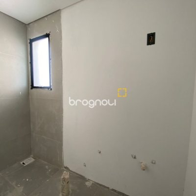 Apartamento com 41m², 1 quarto, 1 garagem, no bairro Campeche em Florianópolis