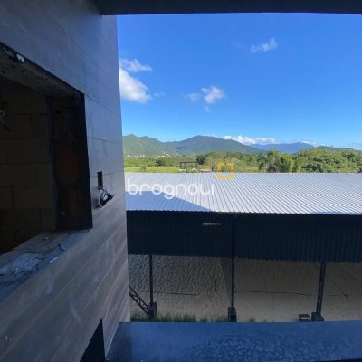 Apartamento com 60m², 1 quarto (sendo 1 suíte), 1 garagem, no bairro Campeche em Florianópolis