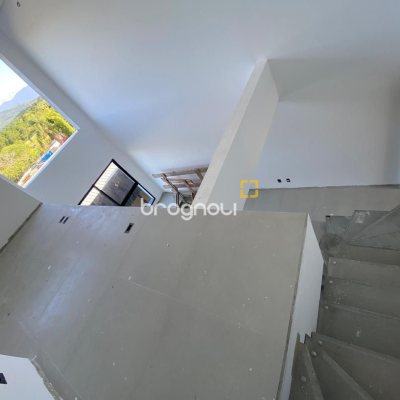 Apartamento com 60m², 1 quarto (sendo 1 suíte), 1 garagem, no bairro Campeche em Florianópolis