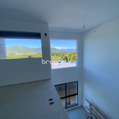Apartamento com 60m², 1 quarto (sendo 1 suíte), 1 garagem, no bairro Campeche em Florianópolis