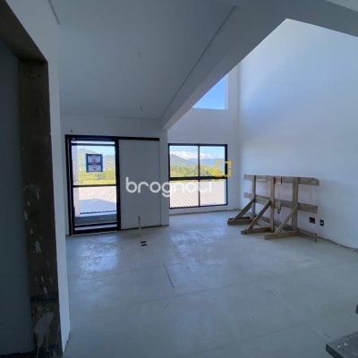 Apartamento com 60m², 1 quarto (sendo 1 suíte), 1 garagem, no bairro Campeche em Florianópolis