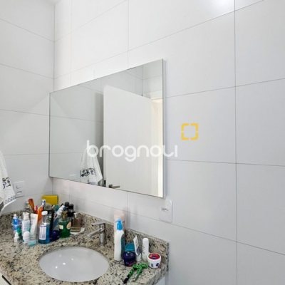 Casa de Condomínio com 158m², 3 quartos (sendo 1 suíte), 2 garagens, no bairro Vargem Grande em Florianópolis