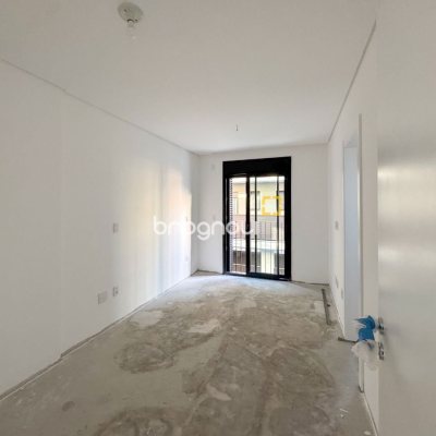 Apartamento com 210m², 4 quartos (sendo 4 suítes), 2 garagens, no bairro Jurerê em Florianópolis