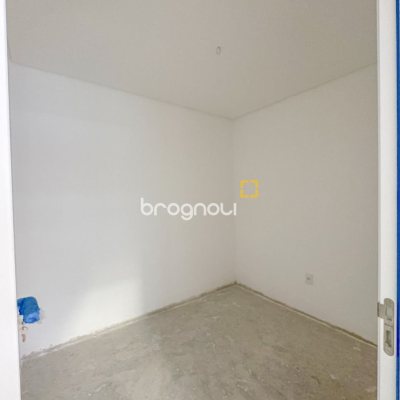 Apartamento com 210m², 4 quartos (sendo 4 suítes), 2 garagens, no bairro Jurerê em Florianópolis
