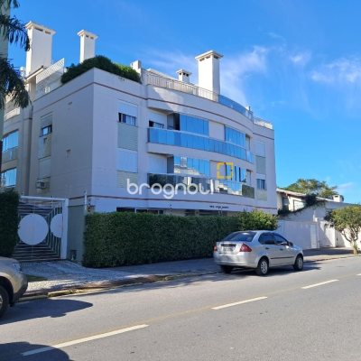 Apartamento com 123m², 3 quartos (sendo 1 suíte), 2 garagens, no bairro Canasvieiras em Florianópolis