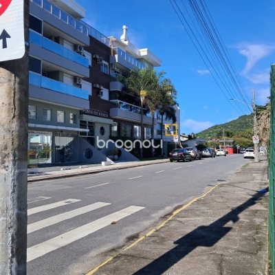 Apartamento com 123m², 3 quartos (sendo 1 suíte), 2 garagens, no bairro Canasvieiras em Florianópolis