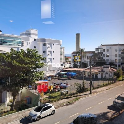 Apartamento com 123m², 3 quartos (sendo 1 suíte), 2 garagens, no bairro Canasvieiras em Florianópolis