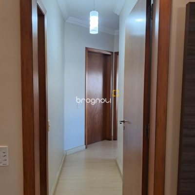 Apartamento com 123m², 3 quartos (sendo 1 suíte), 2 garagens, no bairro Canasvieiras em Florianópolis