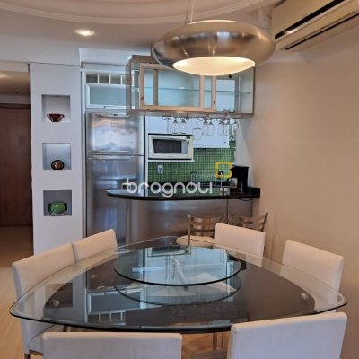 Apartamento com 123m², 3 quartos (sendo 1 suíte), 2 garagens, no bairro Canasvieiras em Florianópolis