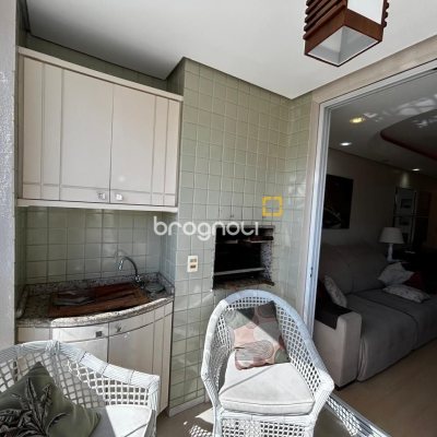 Apartamento com 123m², 3 quartos (sendo 1 suíte), 2 garagens, no bairro Canasvieiras em Florianópolis