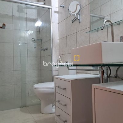 Apartamento com 123m², 3 quartos (sendo 1 suíte), 2 garagens, no bairro Canasvieiras em Florianópolis
