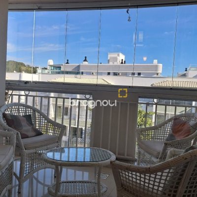Apartamento com 123m², 3 quartos (sendo 1 suíte), 2 garagens, no bairro Canasvieiras em Florianópolis