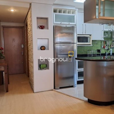 Apartamento com 123m², 3 quartos (sendo 1 suíte), 2 garagens, no bairro Canasvieiras em Florianópolis