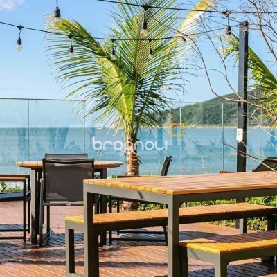 Cobertura com 148m², 2 quartos (sendo 1 suíte), 2 garagens, no bairro Ingleses em Florianópolis