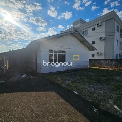 Terreno com 1203m², no bairro Rio Grande em Palhoça