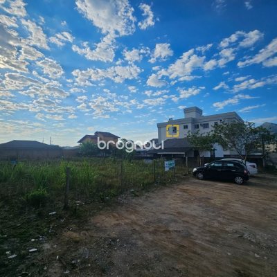 Terreno com 1203m², no bairro Rio Grande em Palhoça