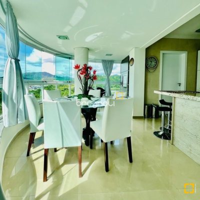 Apartamento com 127m², 3 quartos (sendo 3 suítes), 2 garagens, no bairro Barra Sul em Balneário Camboriú