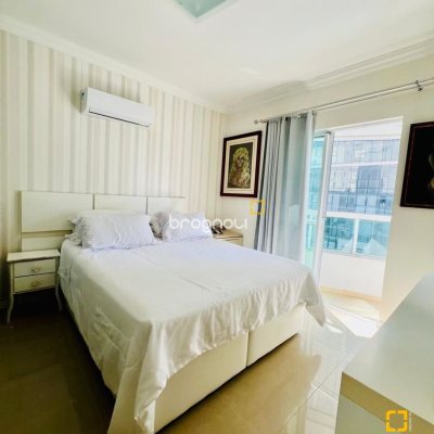 Apartamento com 127m², 3 quartos (sendo 3 suítes), 2 garagens, no bairro Barra Sul em Balneário Camboriú