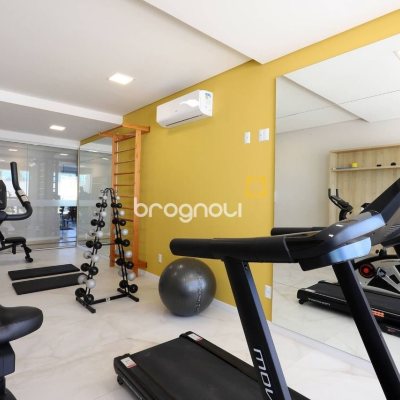 Apartamento com 93m², 3 quartos (sendo 1 suíte), 1 garagem, no bairro Barreiros em São José