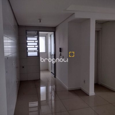 Apartamento com 93m², 3 quartos (sendo 1 suíte), 1 garagem, no bairro Barreiros em São José