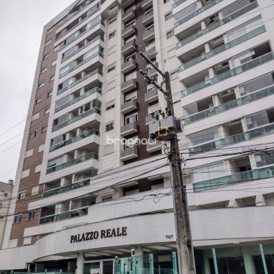 Apartamento com 93m², 3 quartos (sendo 1 suíte), 1 garagem, no bairro Barreiros em São José