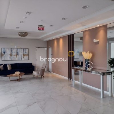 Apartamento com 93m², 3 quartos (sendo 1 suíte), 1 garagem, no bairro Barreiros em São José