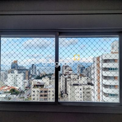 Cobertura com 129m², 3 quartos (sendo 3 suítes), 2 garagens, no bairro Estreito em Florianópolis