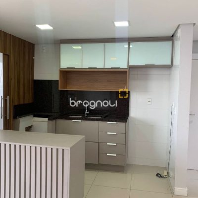 Cobertura com 129m², 3 quartos (sendo 3 suítes), 2 garagens, no bairro Estreito em Florianópolis
