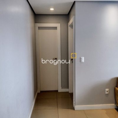 Cobertura com 129m², 3 quartos (sendo 3 suítes), 2 garagens, no bairro Estreito em Florianópolis