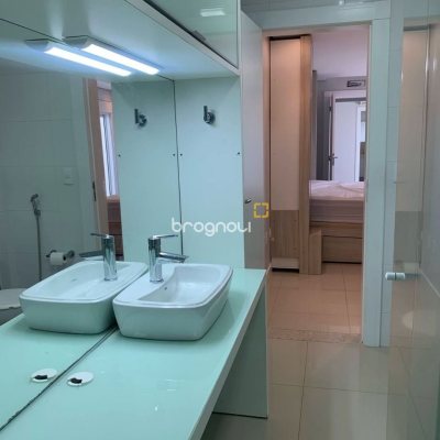 Cobertura com 129m², 3 quartos (sendo 3 suítes), 2 garagens, no bairro Estreito em Florianópolis