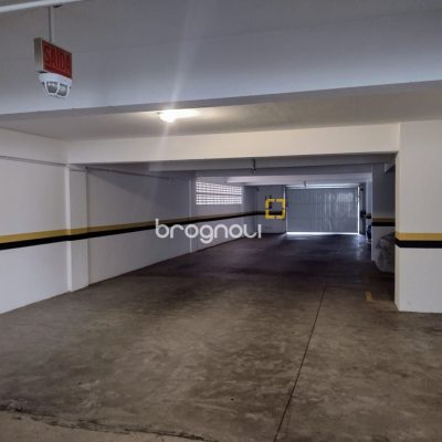 Cobertura com 129m², 3 quartos (sendo 3 suítes), 2 garagens, no bairro Estreito em Florianópolis