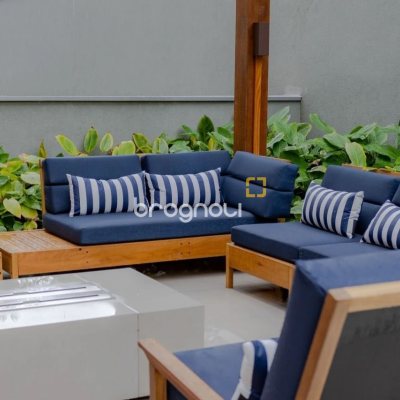 Apartamento com 165m², 3 quartos (sendo 3 suítes), 3 garagens, no bairro Cacupé em Florianópolis