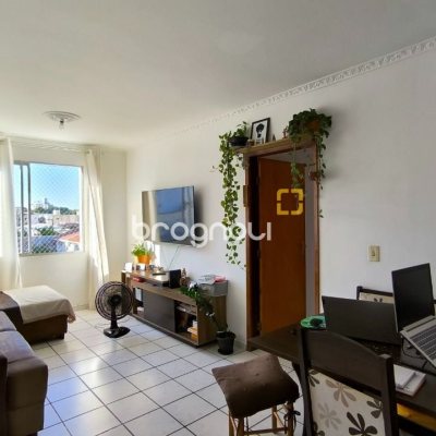 Apartamento com 78m², 3 quartos (sendo 1 suíte), 1 garagem, no bairro Estreito em Florianópolis
