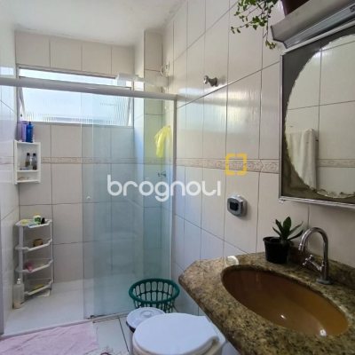 Apartamento com 78m², 3 quartos (sendo 1 suíte), 1 garagem, no bairro Estreito em Florianópolis