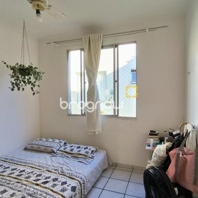 Apartamento com 78m², 3 quartos (sendo 1 suíte), 1 garagem, no bairro Estreito em Florianópolis