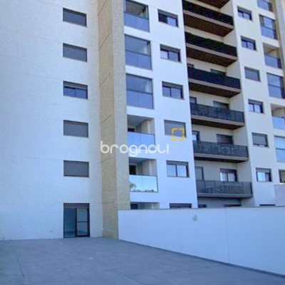 Apartamento com 143m², 2 quartos (sendo 1 suíte), 1 garagem, no bairro Trindade em Florianópolis