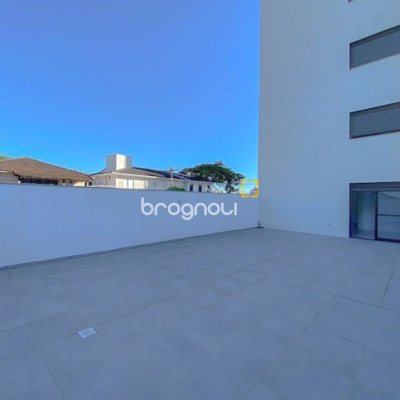 Apartamento com 143m², 2 quartos (sendo 1 suíte), 1 garagem, no bairro Trindade em Florianópolis