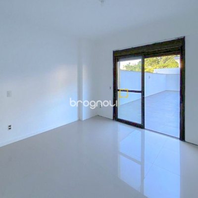 Apartamento com 143m², 2 quartos (sendo 1 suíte), 1 garagem, no bairro Trindade em Florianópolis