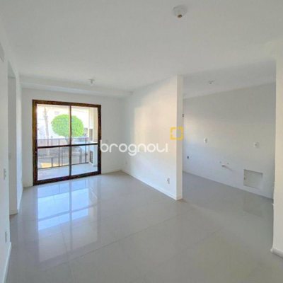Apartamento com 143m², 2 quartos (sendo 1 suíte), 1 garagem, no bairro Trindade em Florianópolis
