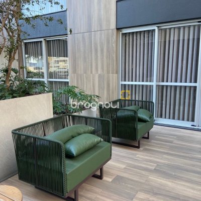 Apartamento com 111m², 2 quartos (sendo 1 suíte), 2 garagens, no bairro Estreito em Florianópolis