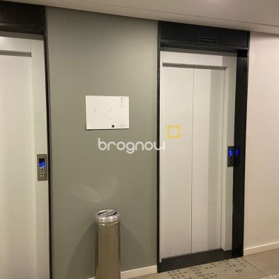Apartamento com 111m², 2 quartos (sendo 1 suíte), 2 garagens, no bairro Estreito em Florianópolis