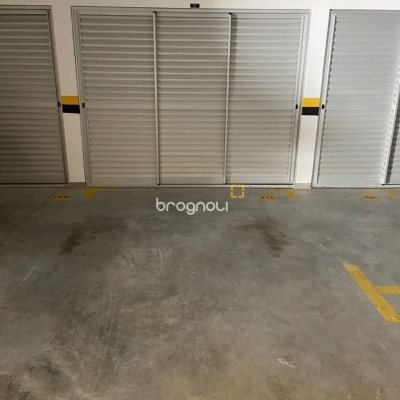 Apartamento com 111m², 2 quartos (sendo 1 suíte), 2 garagens, no bairro Estreito em Florianópolis