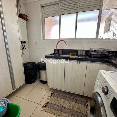 Apartamento com 98m², 3 quartos (sendo 1 suíte), 1 garagem, no bairro Jardim Atlântico em Florianópolis