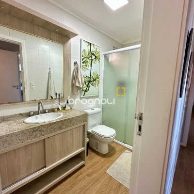 Apartamento com 98m², 3 quartos (sendo 1 suíte), 1 garagem, no bairro Jardim Atlântico em Florianópolis