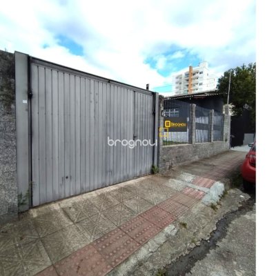 Casa com 165m², 3 quartos, 5 garagens, no bairro Canto em Florianópolis