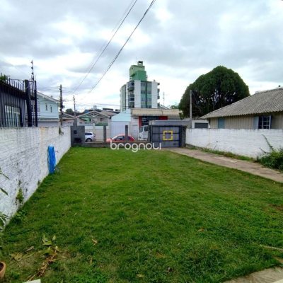 Casa com 165m², 3 quartos, 5 garagens, no bairro Canto em Florianópolis