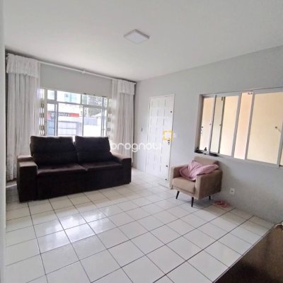 Casa com 165m², 3 quartos, 5 garagens, no bairro Canto em Florianópolis